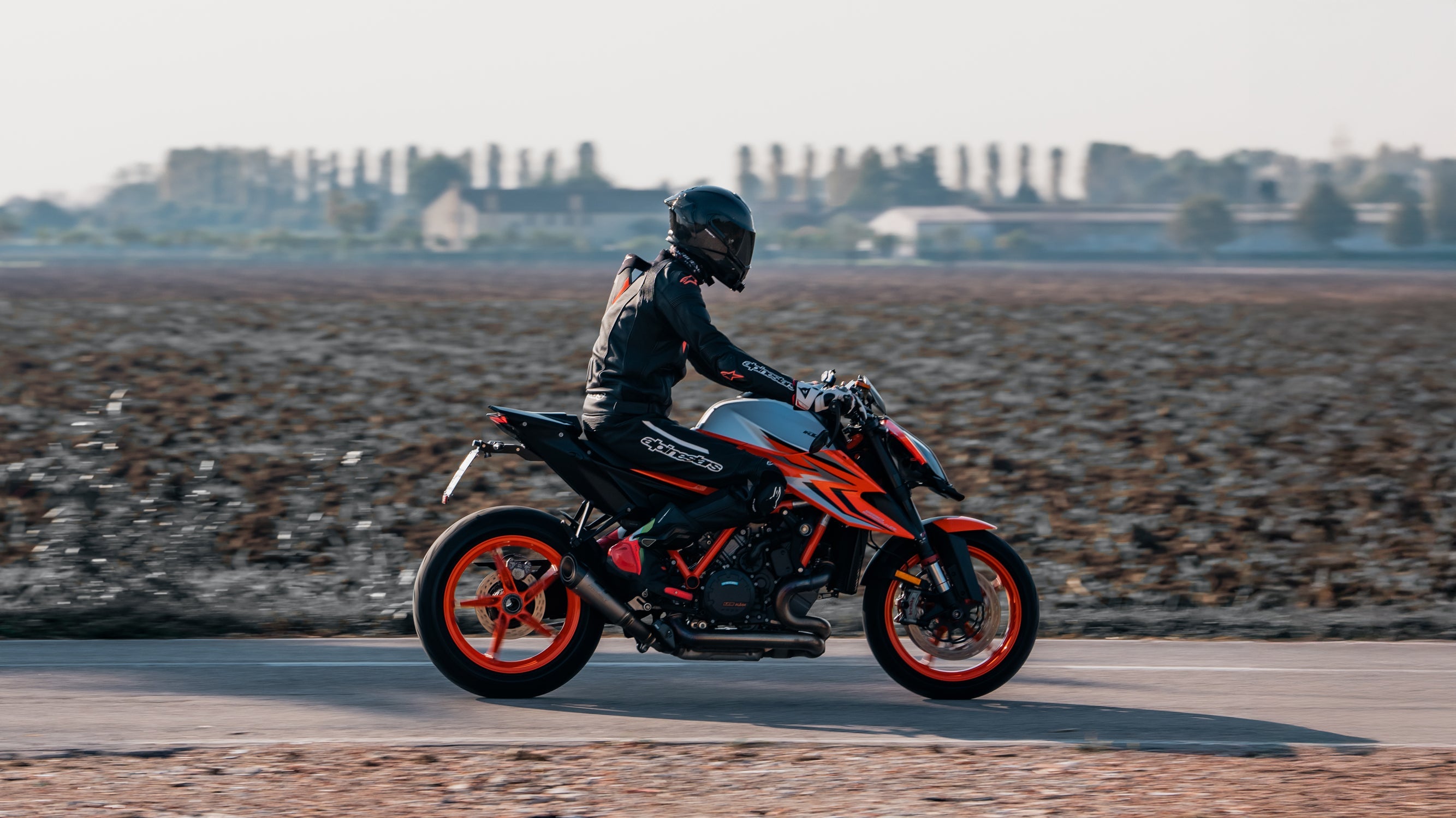 KTM Superduke 1290 v3