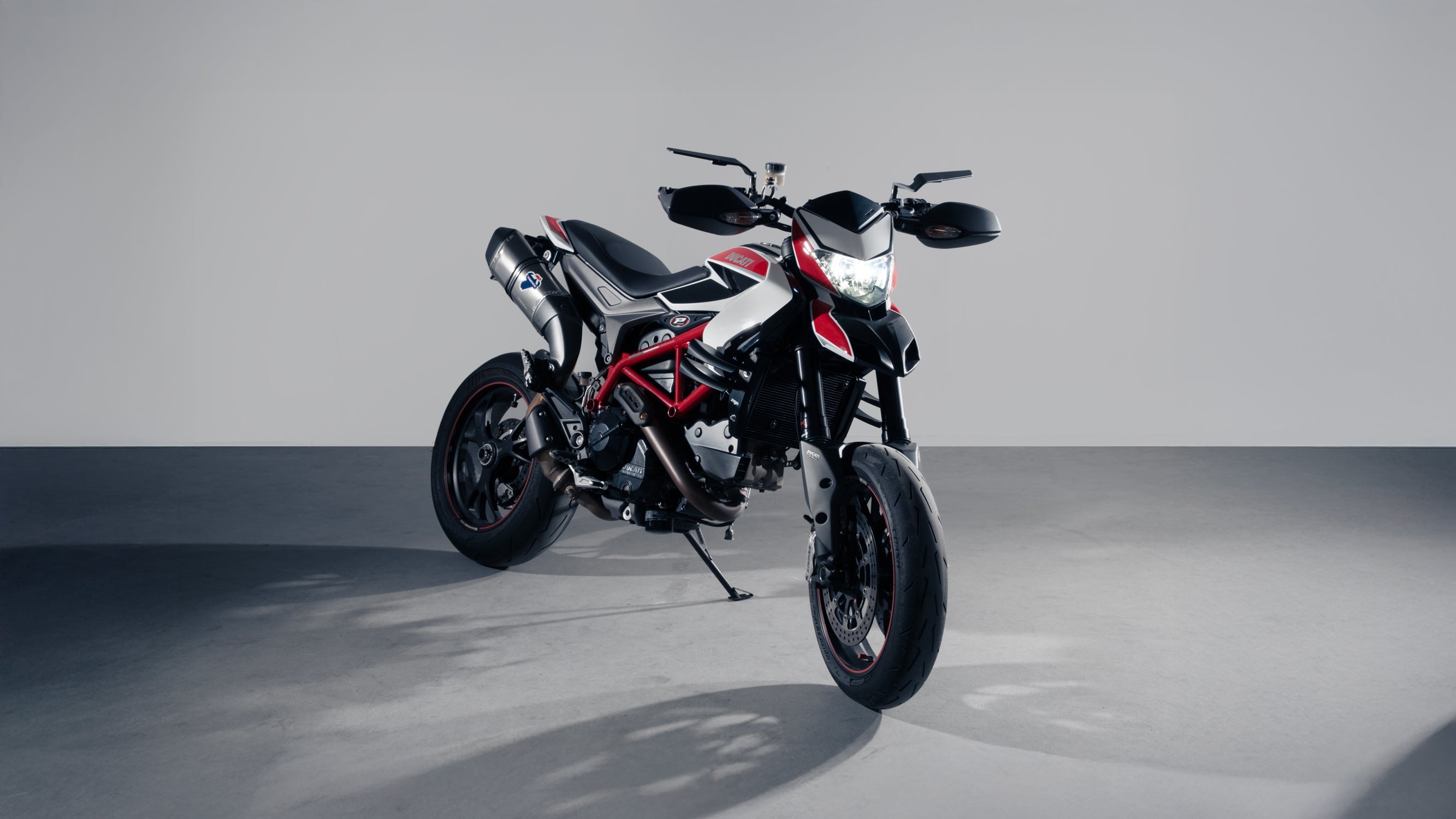 Ducati Hypermotard 821/939